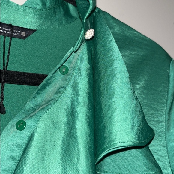 Zara Green Ruffled Bib Collar Blouse - Picture 3 of 4